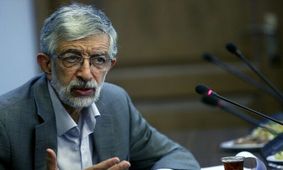 امروز هرکسی یک تلفن همراه دارد، کش کار از دست همه در رفته است / حتی متدینین و انقلابی‌ها تحت تاثیر قرار گرفته‌اند 