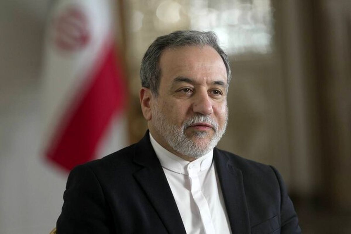 عراقچی: امیدوار و مطمئنم این دوران را می‌گذرانیم/ به جای سوال علت دشمنی افراطی ما با آمریکا باید برعکسش را پرسید