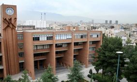 هیچ یک از اساتید دانشگاه شریف تا این لحظه استعفا نداده‌اند

