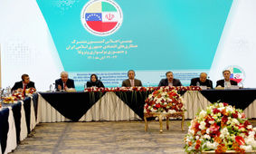 تاکید ایران بر افزایش همکاری‌ های اقتصادی و تجاری با کاراکاس