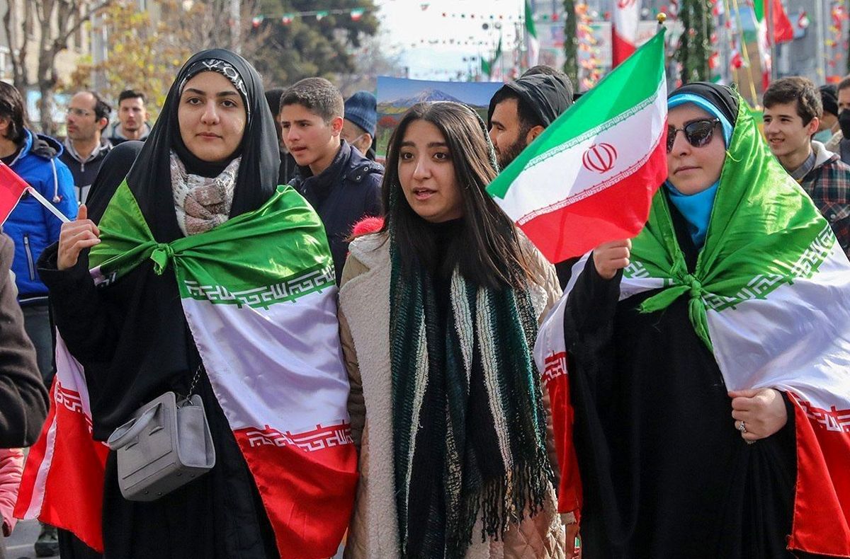 چه شد آن "وا اسلاما" هایی که برای حجاب سر می دادید؟