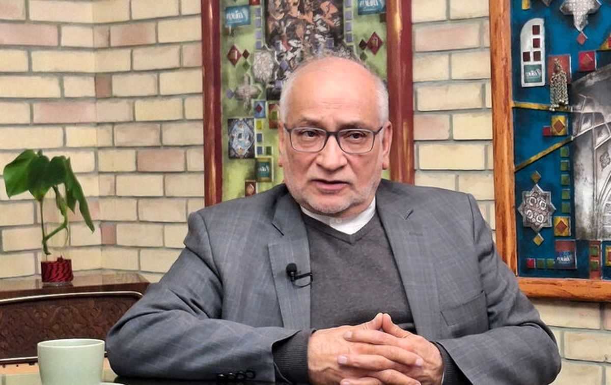  نهادهای امنیتی چه‌کاره بوده‌اند که اجازه داده‌اند موساد در ایران یارگیری کند یا اسلحه وارد کشور شود؟/   اصلاحاتی باید باشد که انتهایش به جایی برسد که نظام با خواسته‌های حداقل ۷۰ درصد امروز مردم ایران سازگار باشد