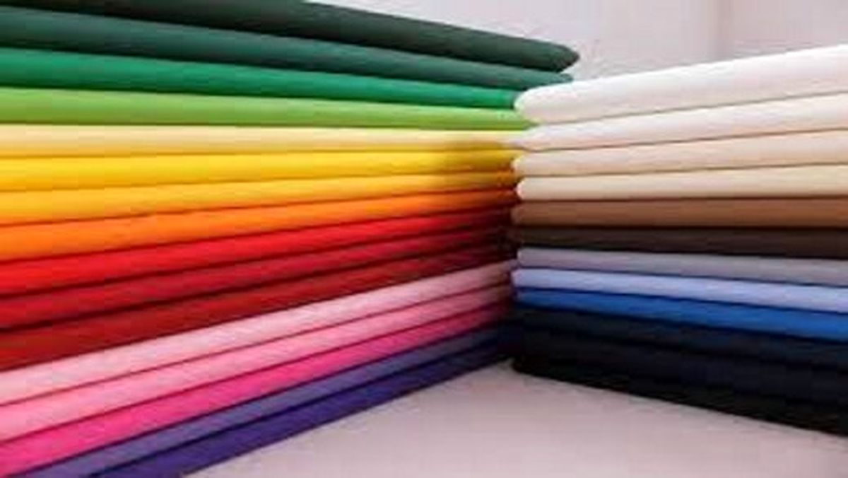 جولان جنس‌های وارداتی در بازار پارچه

