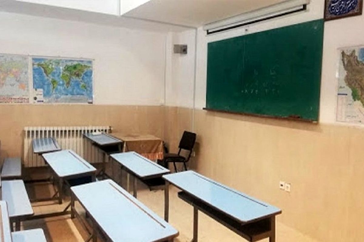 مرادصحرایی از اول نباید وزیر می‌شد/ نمی‌توانیم به مردم بگوییم کمبود معلم تقصیر رییس جمهور است