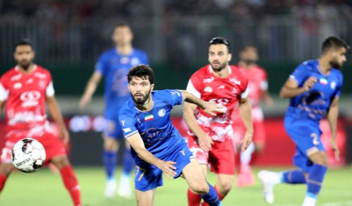 پرسپولیس و استقلال به خاطر مجوز حرفه‌ای جریمه شدند
