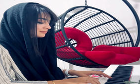 صدف صفرزاده معلم قائمشهری گانگستر شهر آمل کیست؟ /چهره واقعی خانم معلم غوغا کرد