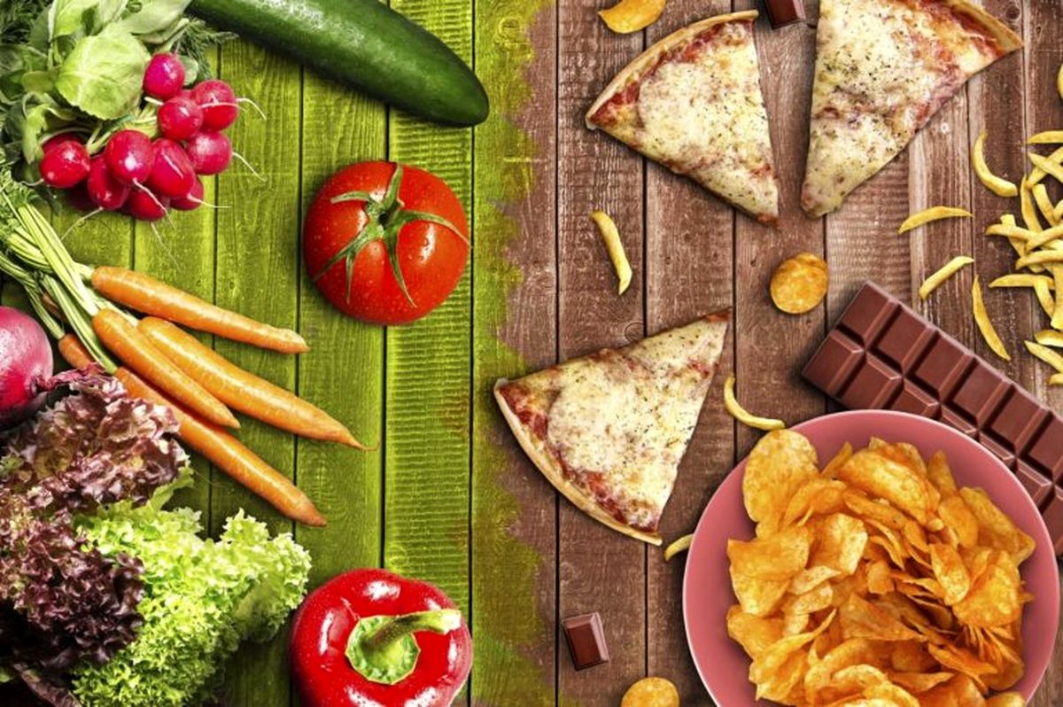 خانواده‌های ایرانی به راحتی چیپس و پفک می‌خرند ولی مرغ و گوشت و میوه نه!