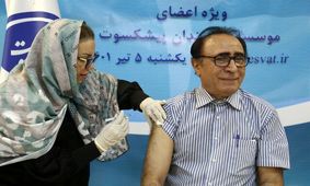 نوبت چهارم واکسن هنرمندان پیشکسوت تزریق شد

