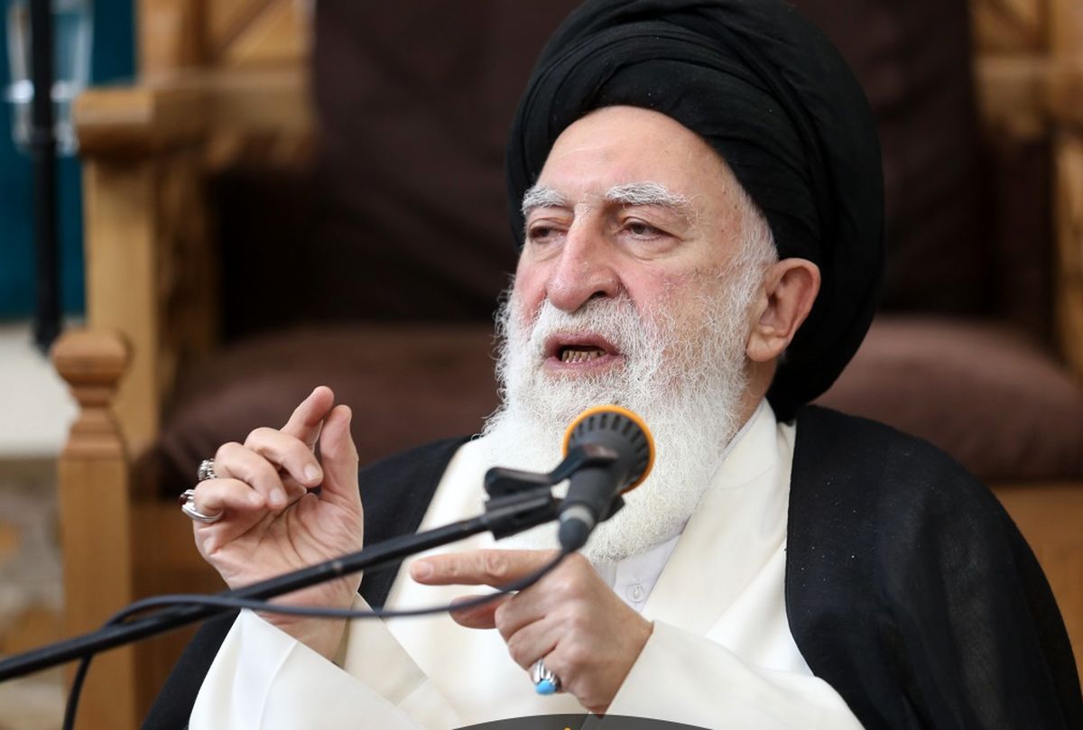 آیت الله علوی بروجردی: مردم از ما پدری می ­خواهند نه اعمال قدرت/ مسئولیت، پاسخ‌گویی می خواهد