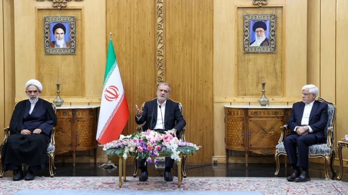 پزشکیان: دنبال گسترش روابط ایران و آذربایجان هستیم

