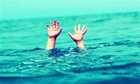 مرگ جوانی که برای نجات جان یک سگ به داخل استخر رفته بود