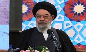 روحانیون در همه ارکان نظام و دستگاه‌های دولتی حضور داشته باشند
