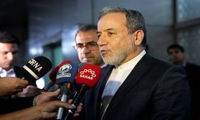 عراقچی: ما شاهد مواضع کاملاٌ غیر معقول و غیرمنطقی آمریکایی‌ها هستیم/ ویدئو