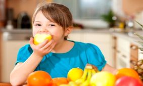 مضرات مصرف بیش از حد میوه برای بدن