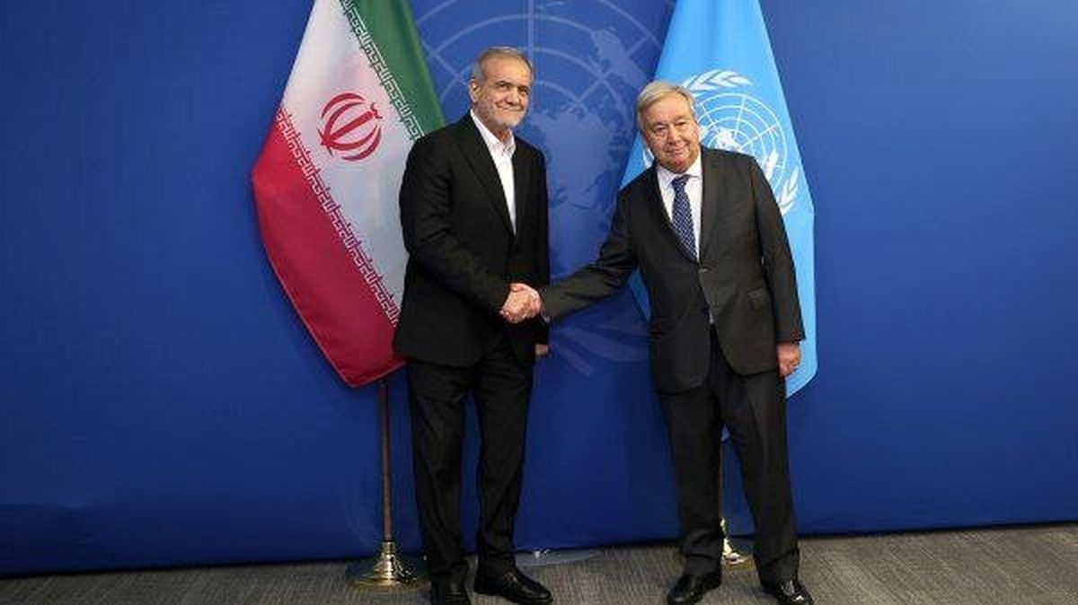 پزشکیان: به دنبال ایجاد صلح و امنیت با کمک همسایگان هستیم

