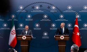 گفت‌وگوی تلفنی عراقچی و فیدان
