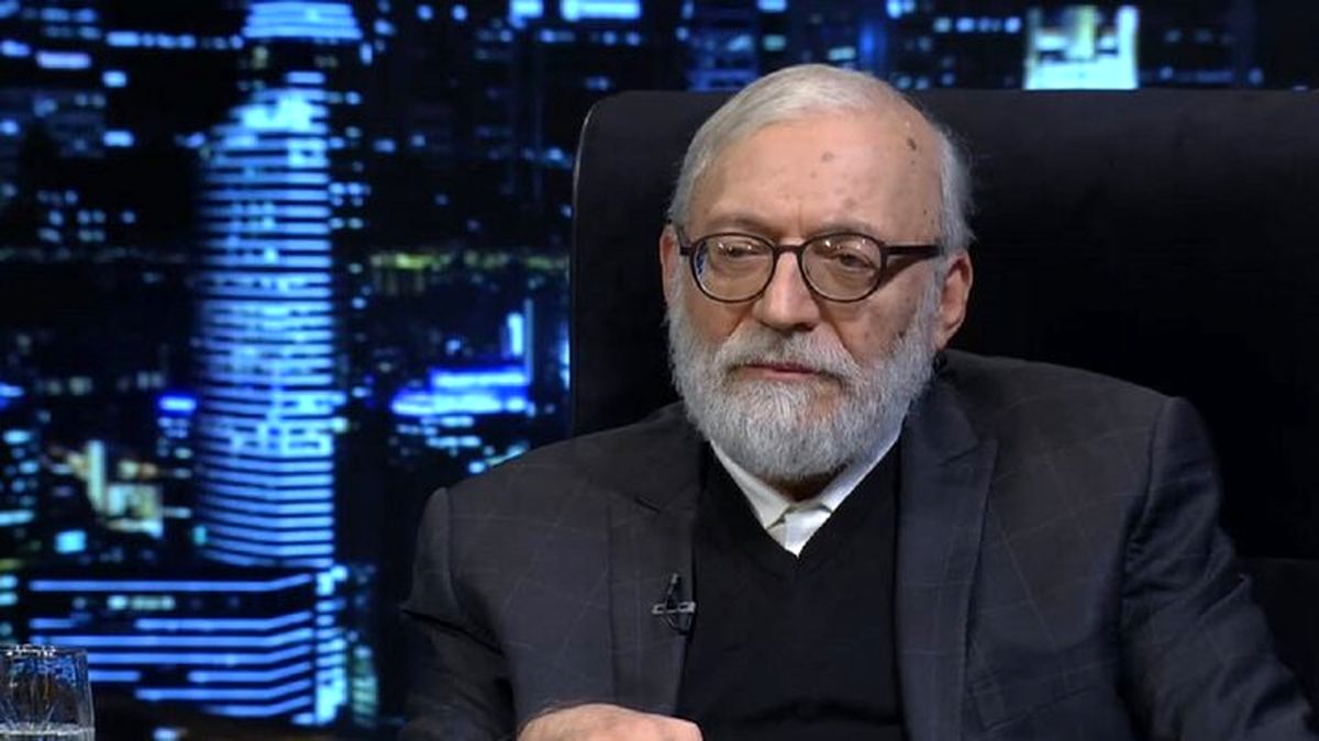 جواد لاریجانی: آمریکا باید یا غرامت بدهد یا به اندازه غرامت ثروتش را نابود می‌کنیم