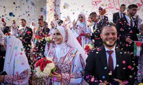 صدای هلهله در غزه / ۵۴ زوج در خان‌یونس در یک جشن گروهی ازدواج کردند