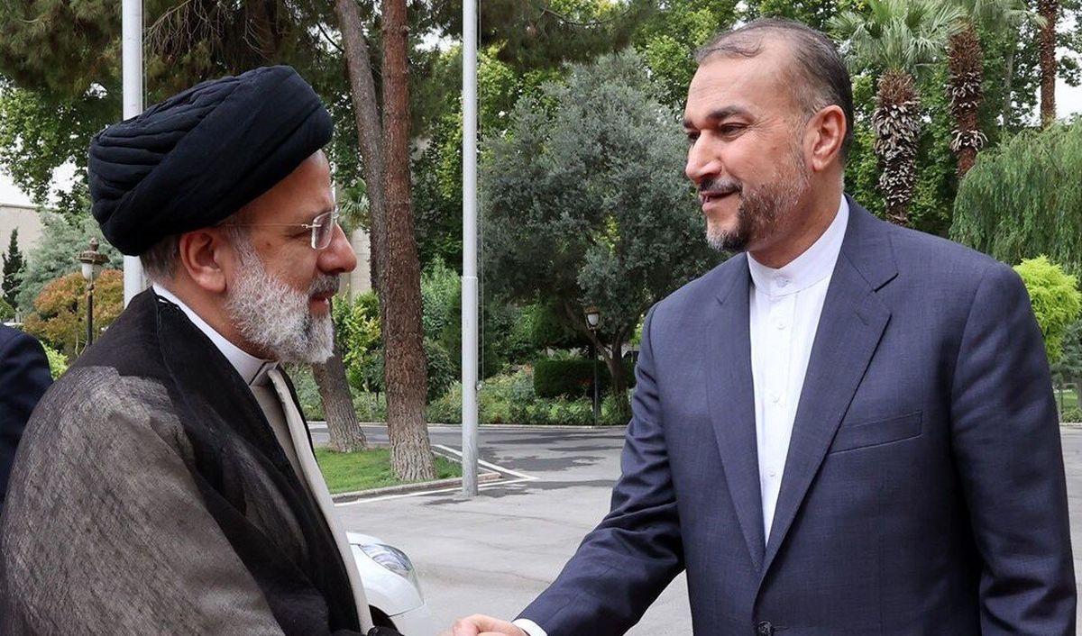 جای خالی شهید جمهور و وزیرخارجه در مراسم افتتاحیه مجلس دوازدهم/ عکس