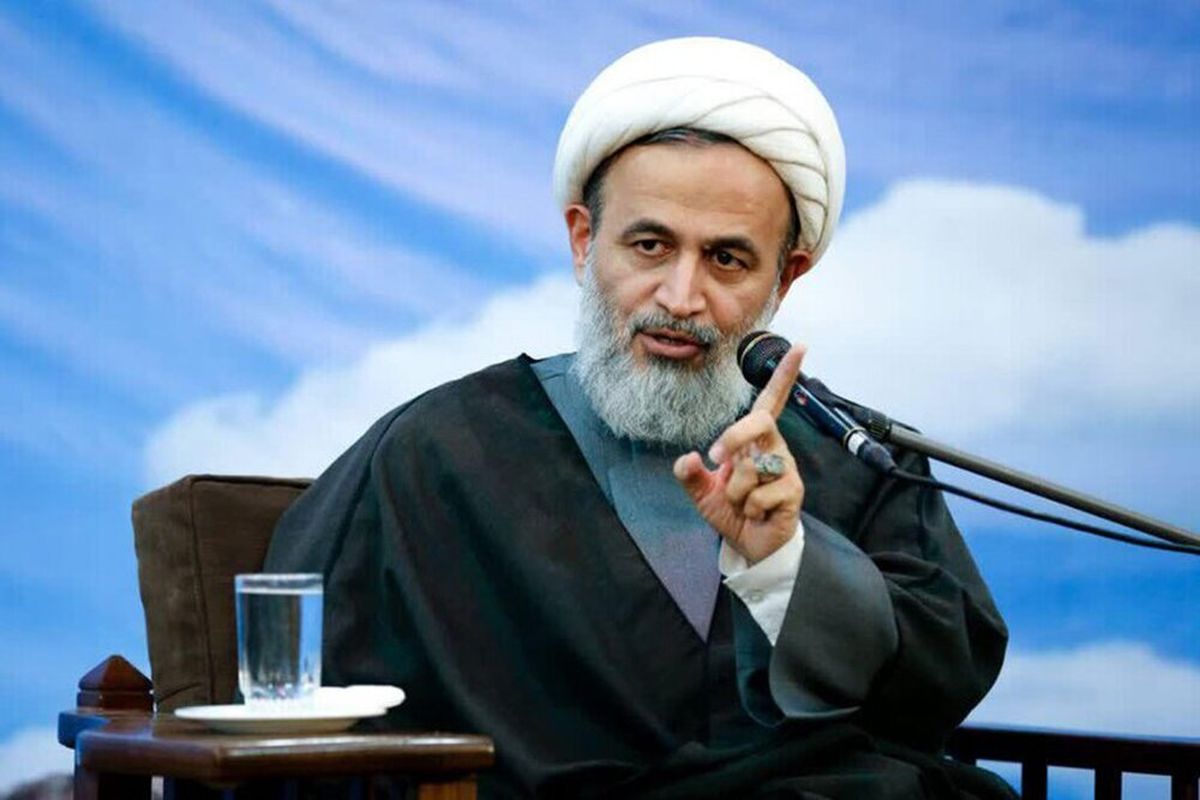 پناهیان: یک زمانی مطبوعات در اختیار کسانی بود که مثل آب‌خوردن به رهبری انتقاد می‌کردند/ ویدئو