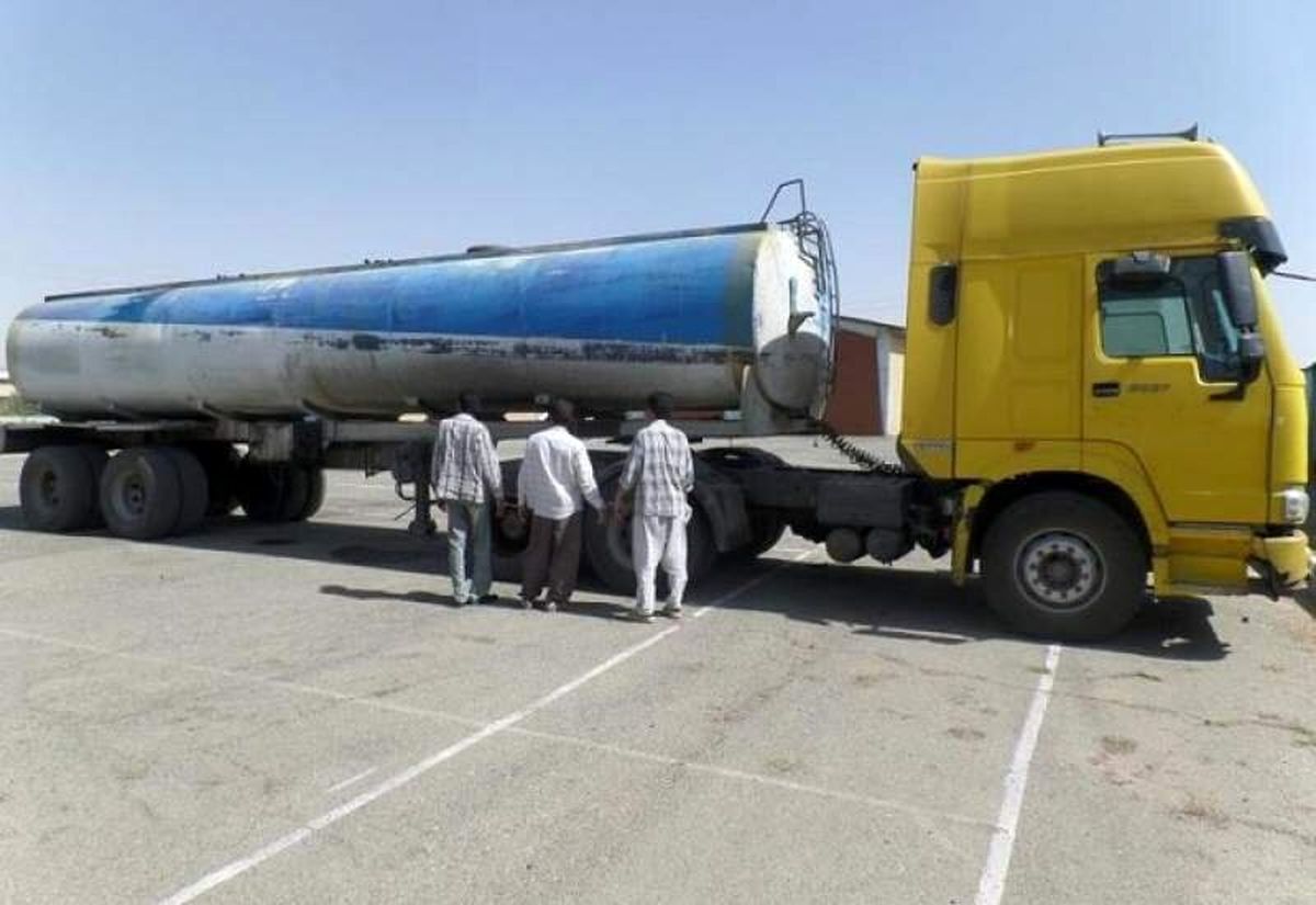 انهدام شبکه سازمان‌یافته قاچاق سوخت در جنوب و شرق کشور/ دستگیری ۴ سرشبکه
