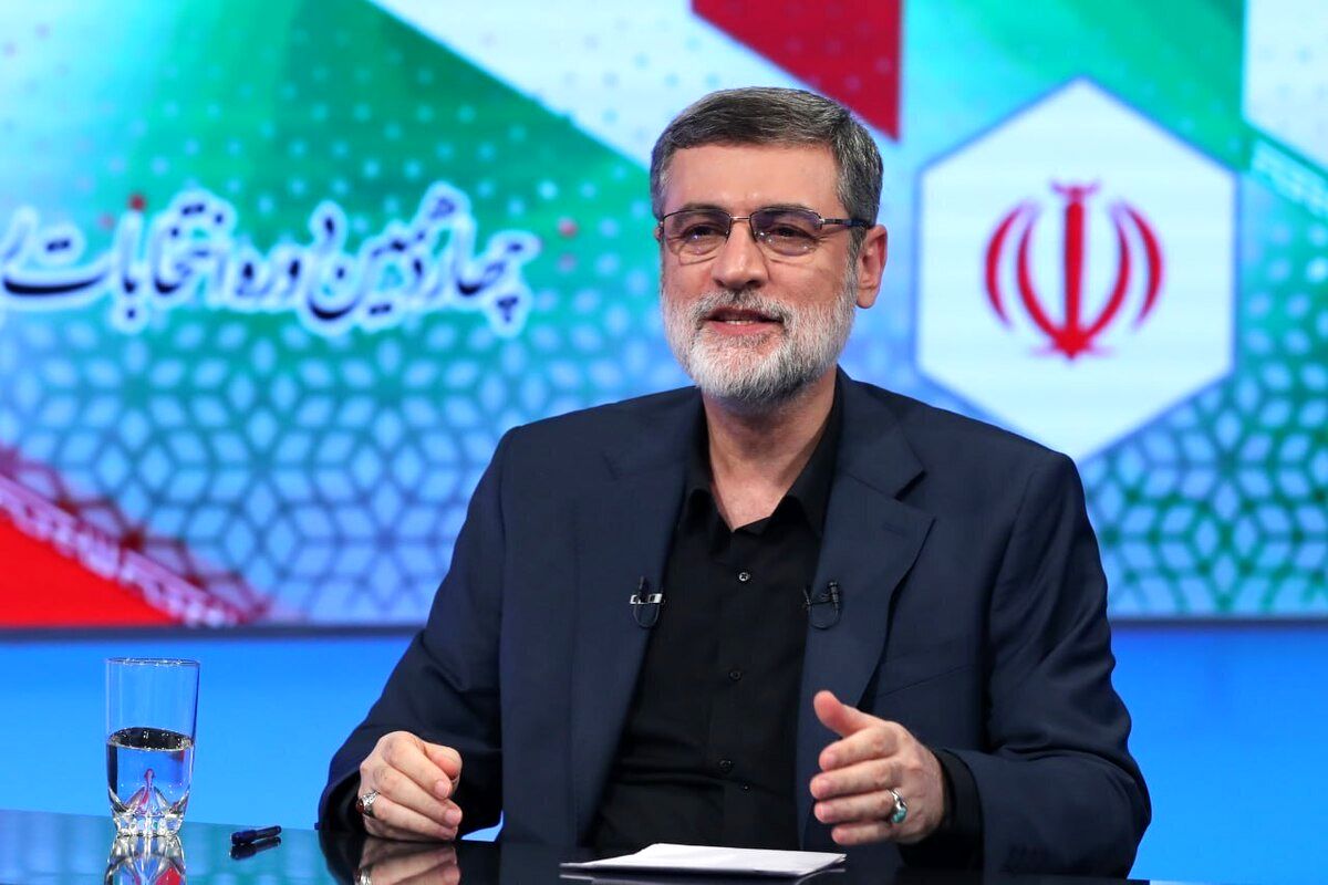 توئیت قاضی زاده هاشمی درباره مشارکت زنان در اقتصاد

