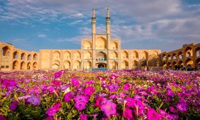 با جاذبه‌های تاریخی و تفریحی یزد آشنا شوید