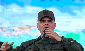 وزیر دفاع ونزوئلا: با تجاوز نظامی آمریکا روبرو هستیم
