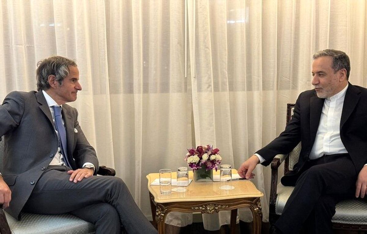 گروسی: گفت‌ وگوهای ضروری با ایران ادامه دارد

