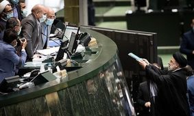 مسیر تامین بودجه کشور از کاهش هزینه ها‌ می‌گذرد نه از وسط سفره مردم!