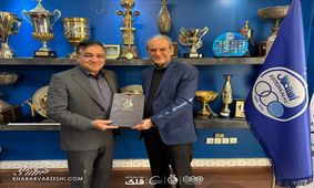 رئیس سازمان فوتبال باشگاه استقلال از این تیم جدا شد

