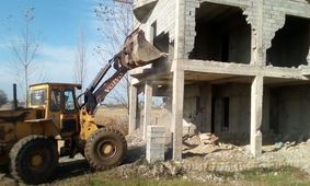 ساخت و ساز غیرمجاز در تهران با قمه و اسلحه!/ ویدئو
