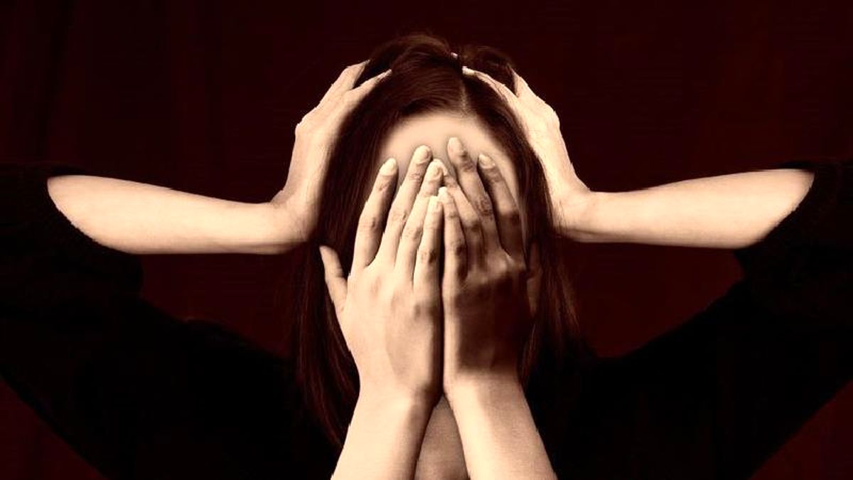 چگونه با احساس بی‌ارزشی مبارزه کنیم؟