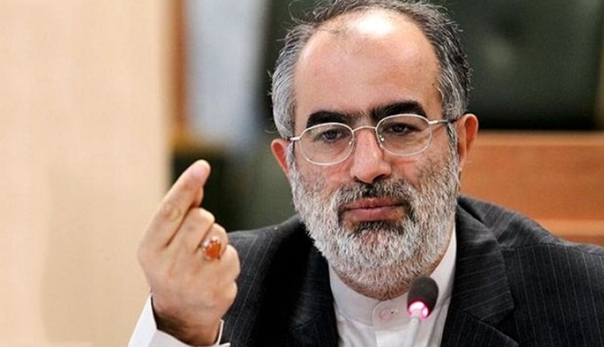 مشاور روحانی می‌خواهد نام "ایران" را تغییر دهد؟

