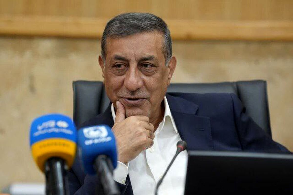 اختلاف بین عارف و قائم پناه جدی است؛ استعفای عارف شایعه نیست