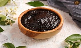 طرز تهیه مرغ با سس انار؛ مجلسی برای شب چله